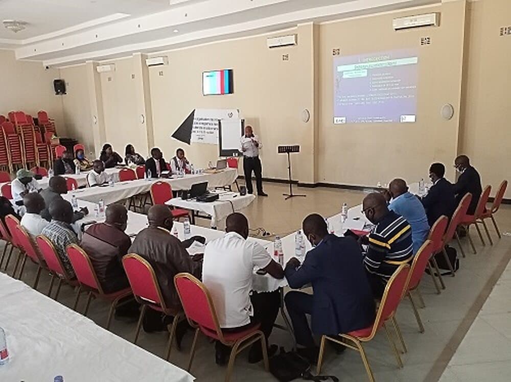 Training session on the mining environment